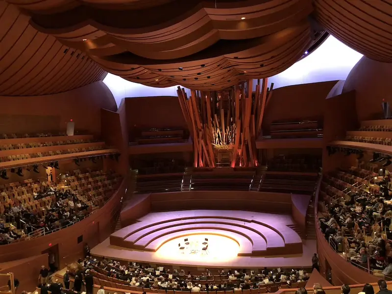 Sala de conciertos Walt Disney en Los Ángeles